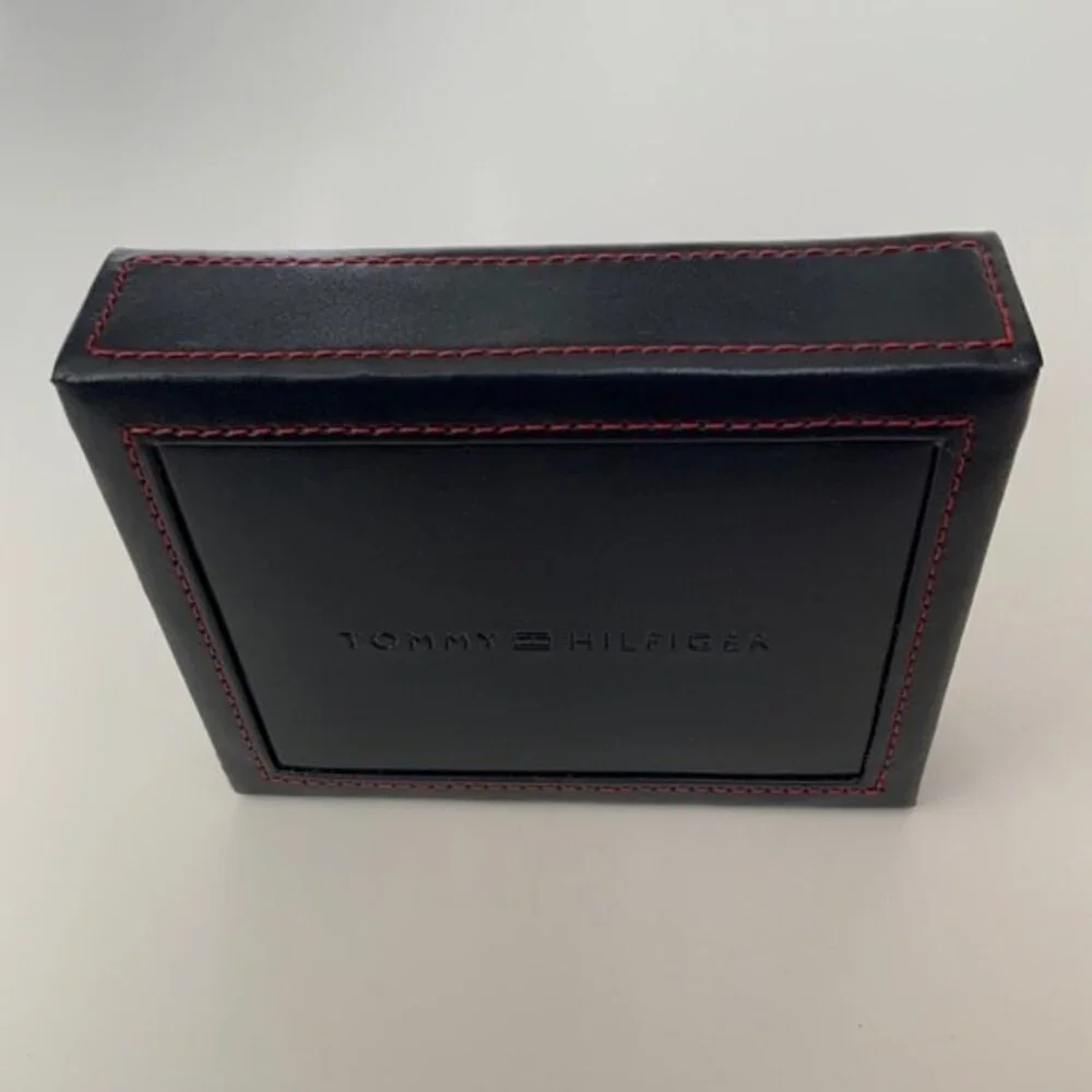Tommy Hilfiger Wallet Navy RFID Leather Wallet & Valet
